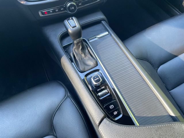 Used 2017 Volvo S90 T5 Momentum w/ Protection Package FWD image 22