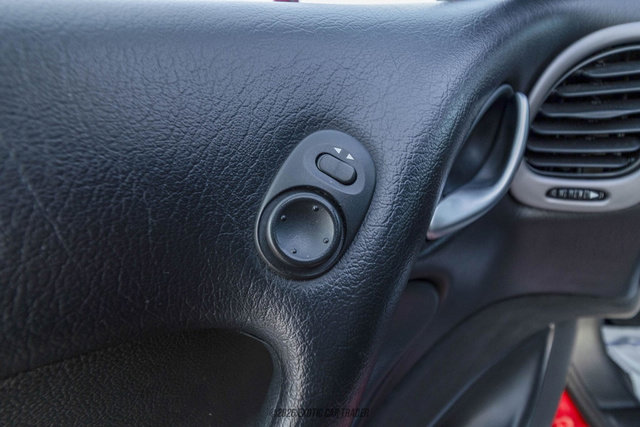 Used 2006 Pontiac GTO image 28