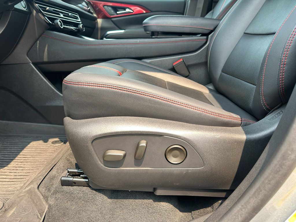 Certified 2024 Chevrolet Traverse RS w/ LPO, Floor Liner Package AWD/4WD image 15