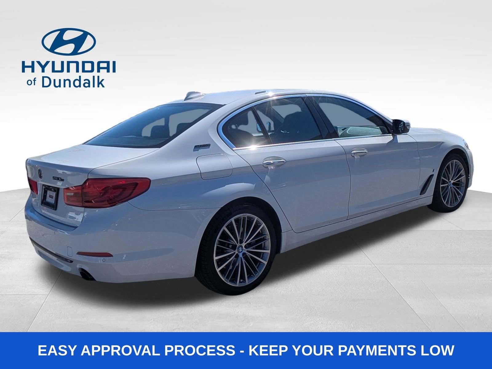 Used 2018 BMW 530e xDrive w/ Premium Package 2 image 8