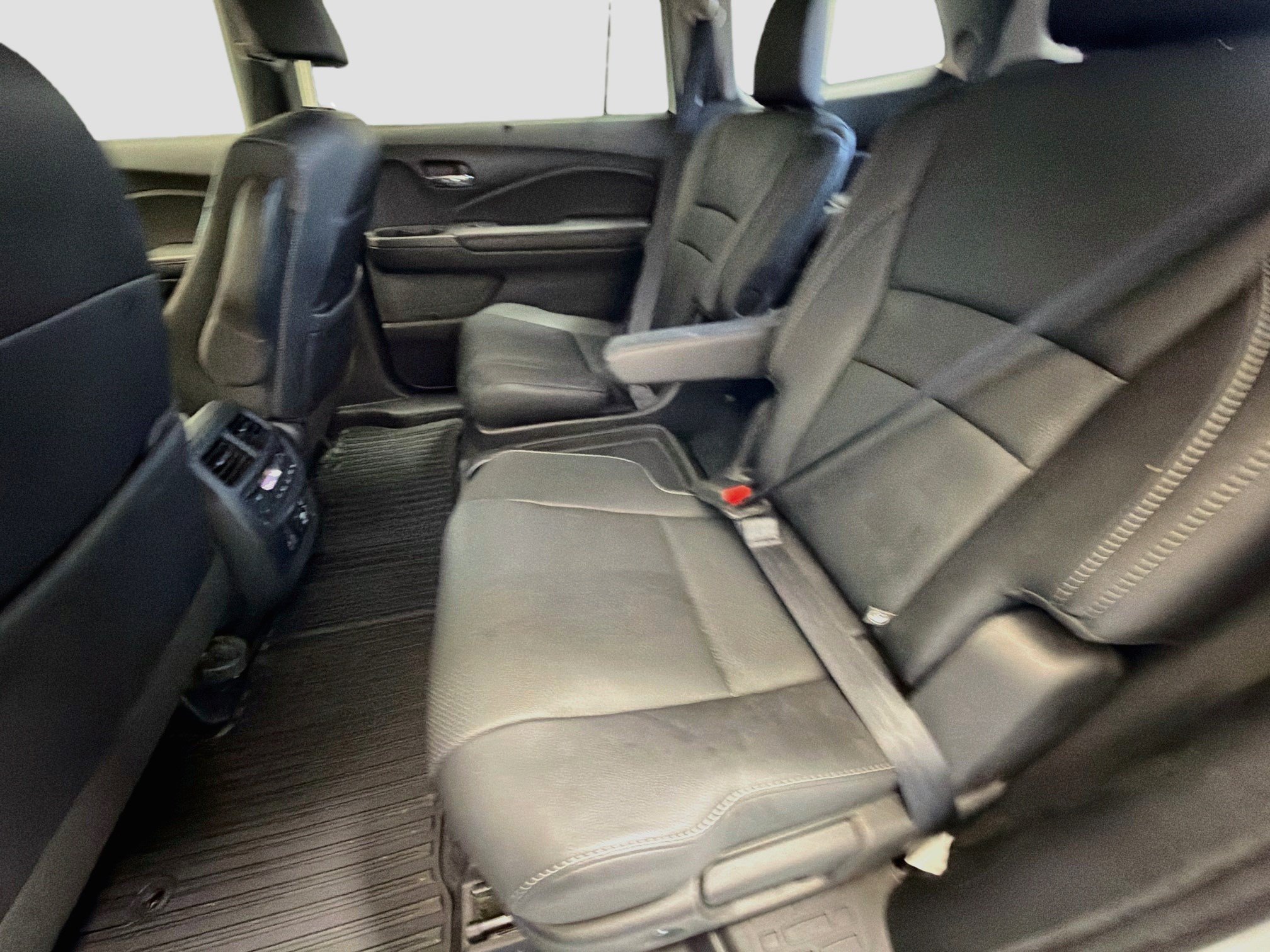 Used 2021 Honda Pilot Elite image 13