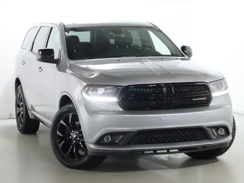 Used 2020 Dodge Durango SXT AWD/4WD image 2