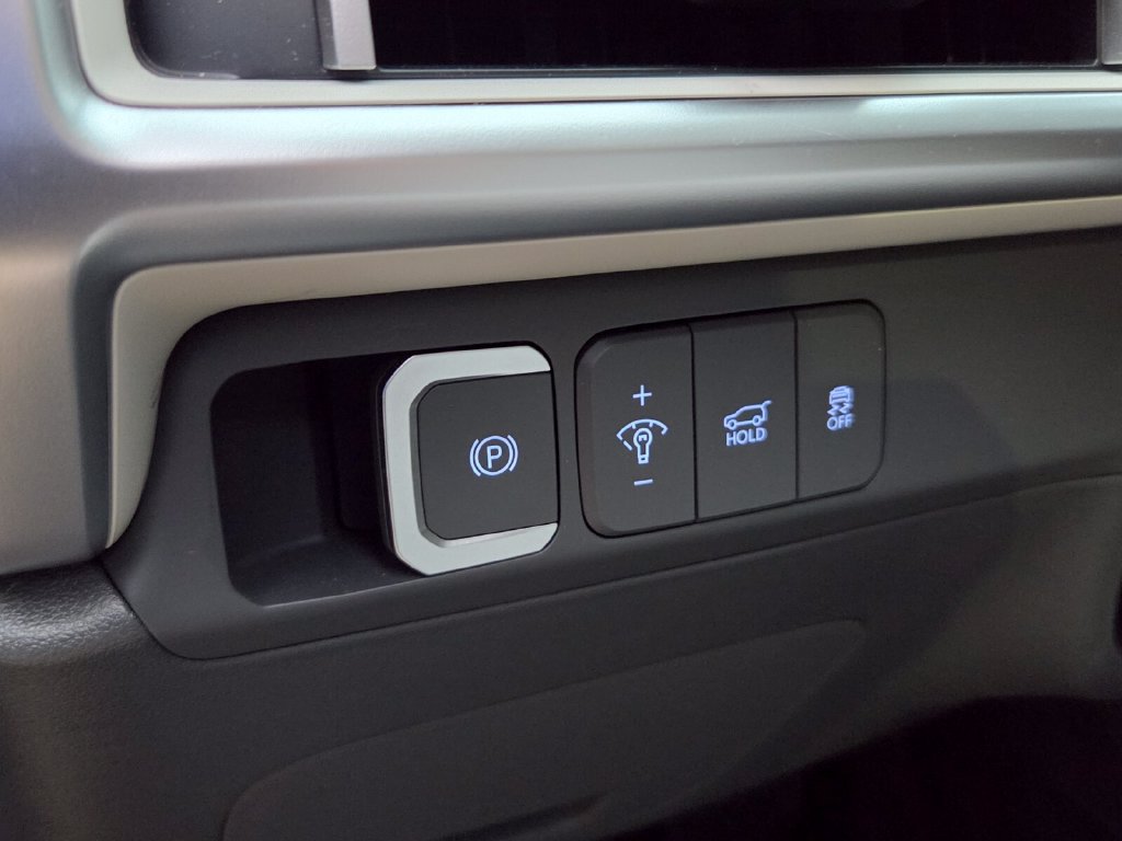 Used 2026 Hyundai Santa Fe SE FWD image 39