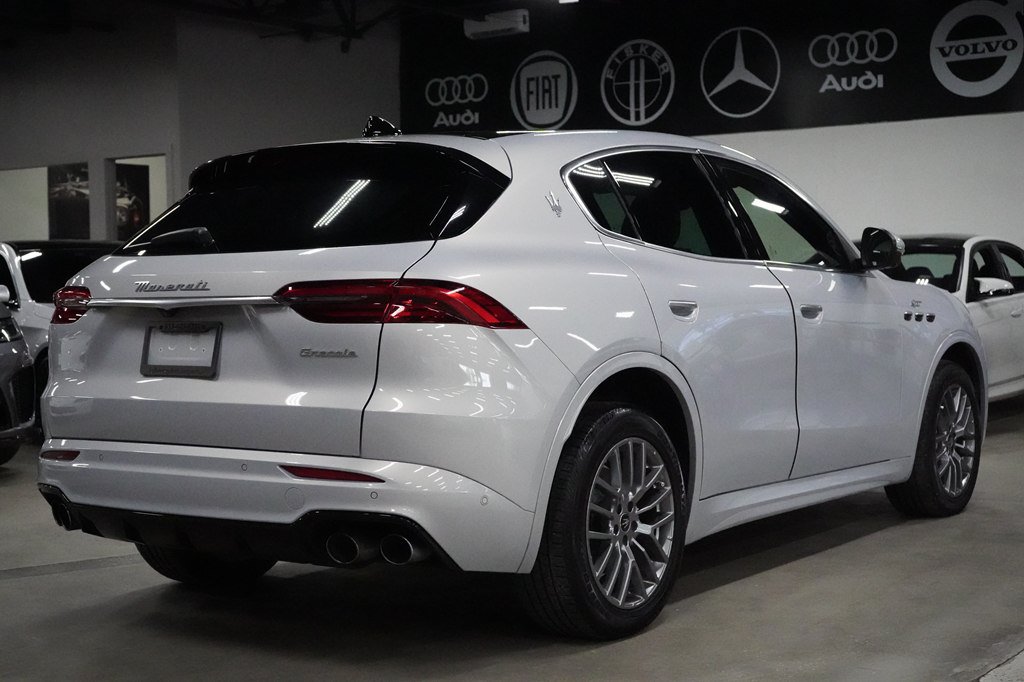 Used 2023 Maserati Grecale GT AWD/4WD image 5