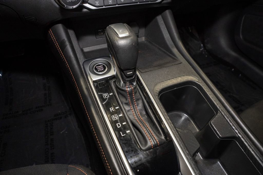 Certified 2022 Nissan Sentra SR w/ Midnight Edition image 15