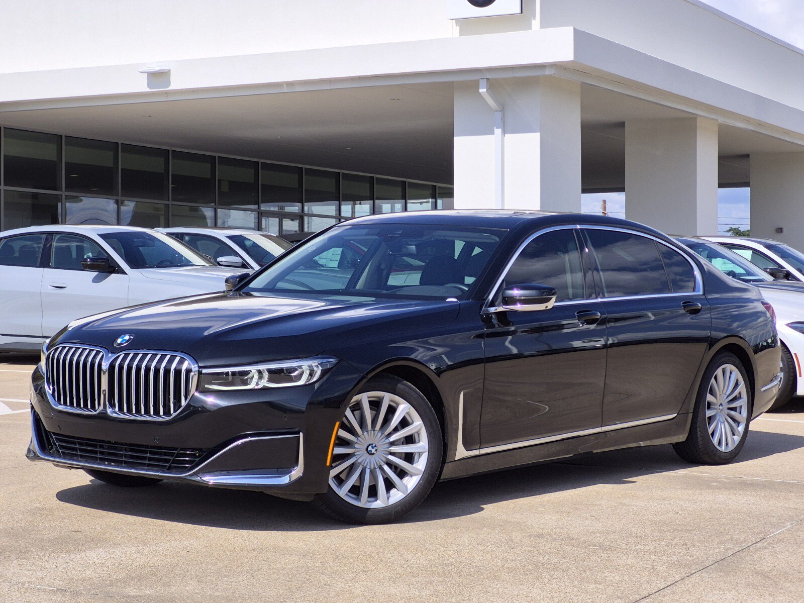 Used 2022 BMW 740i w/ Premium Package