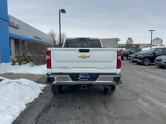 Used 2022 Chevrolet Silverado 2500 LTZ w/ LTZ Premium Package image 6