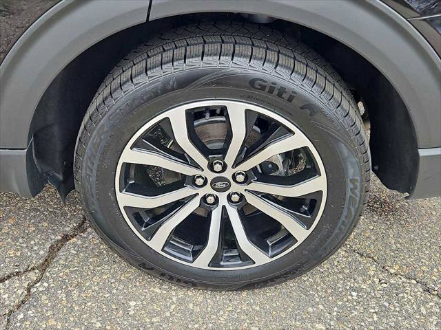 Used 2022 Ford Explorer ST-Line w/ Class IV Trailer Tow Package AWD/4WD image 4