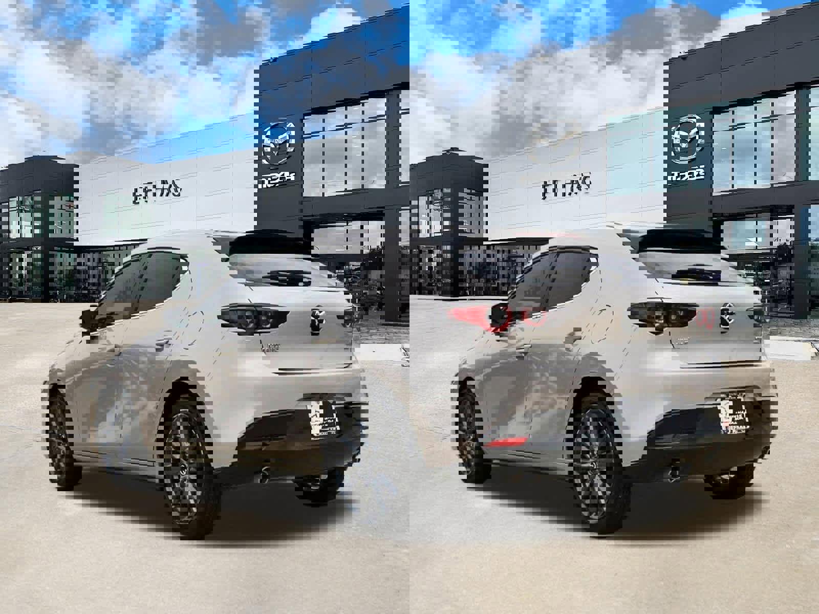 Used 2023 MAZDA MAZDA3 s image 2