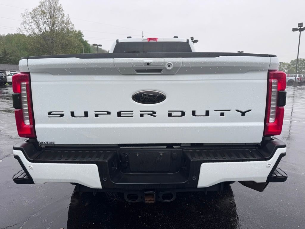Used 2025 Ford F350 XLT w/ Black Appearance Package AWD/4WD image 6
