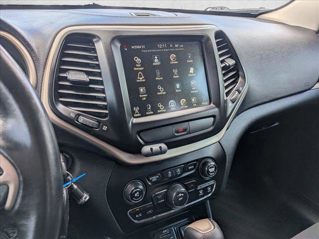 Used 2016 Jeep Cherokee Latitude image 19
