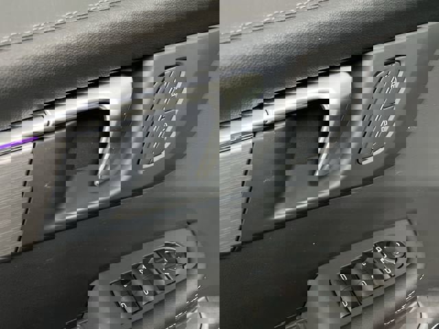 Certified 2025 Buick Enclave Preferred image 23