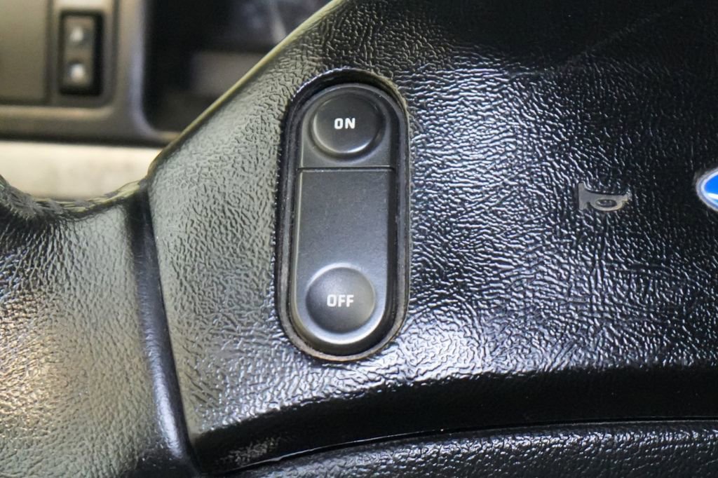 Used 1992 Ford Bronco Eddie Bauer image 36