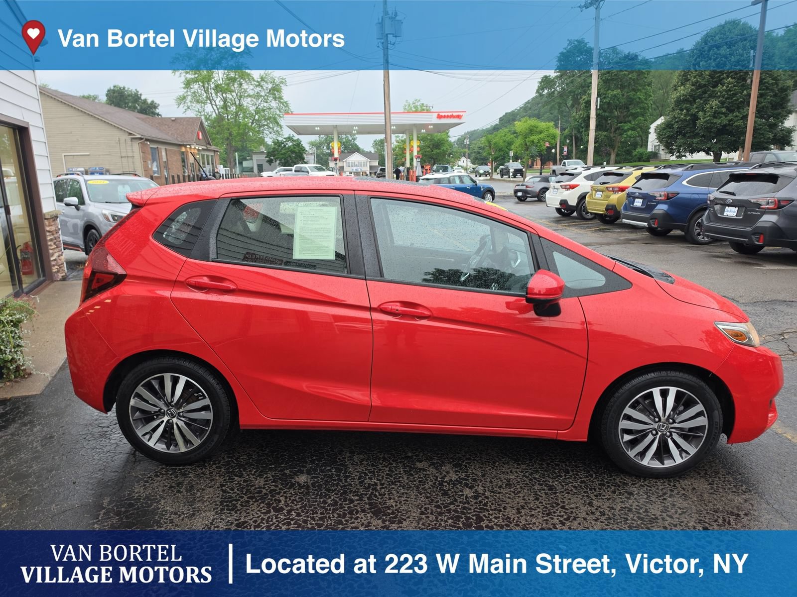 Used 2017 Honda Fit EX image 4