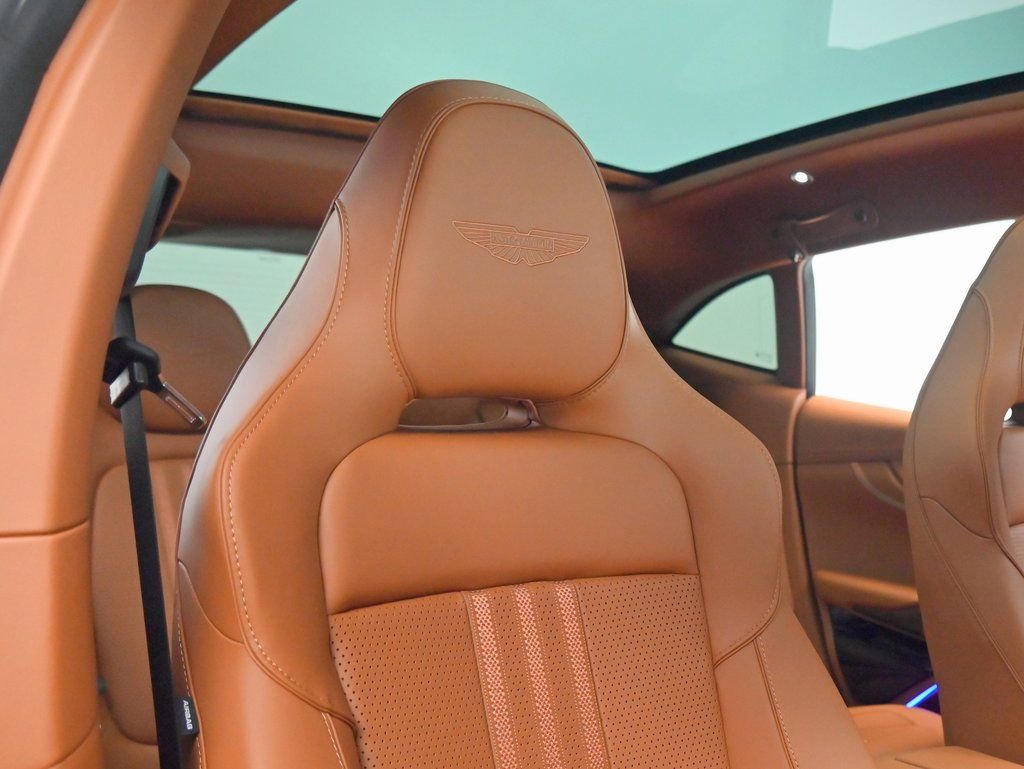 New 2026 Aston Martin DBX 707 image 20