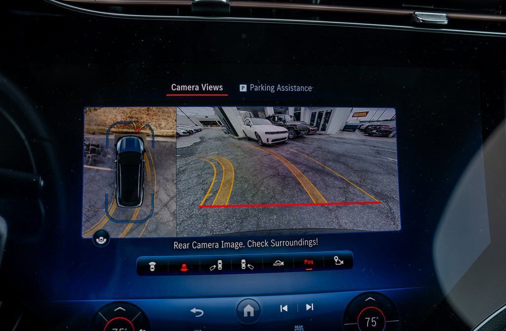 Used 2023 Mercedes-Benz EQS 580 4MATIC SUV image 12