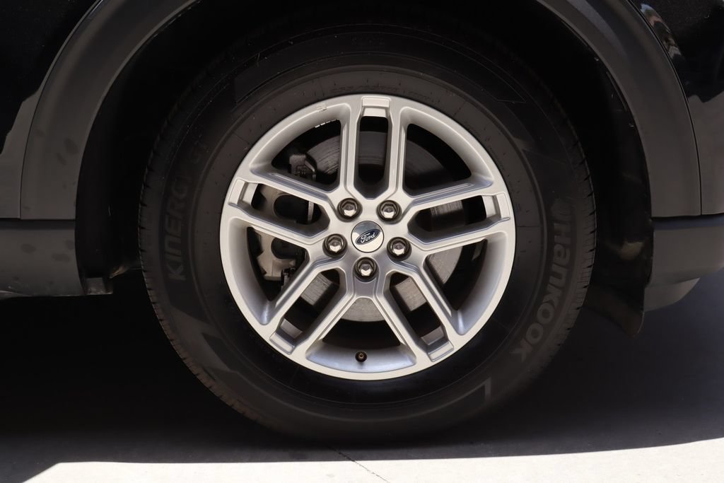 Used 2025 Ford Explorer Active RWD image 14