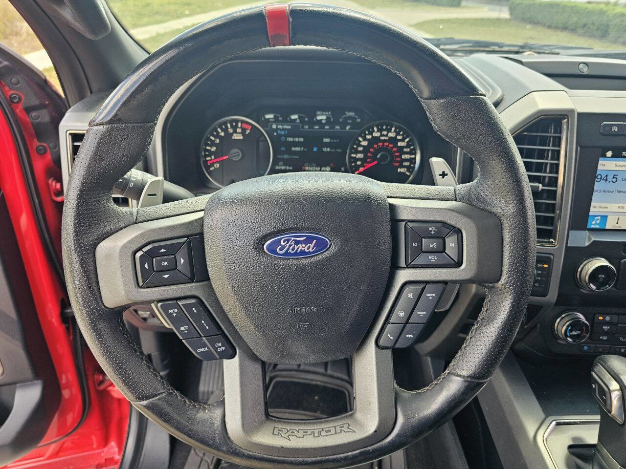 Used 2019 Ford F150 Raptor w/ Equipment Group 802A Luxury AWD/4WD image 34