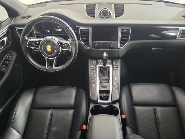 Used 2018 Porsche Macan AWD/4WD image 9