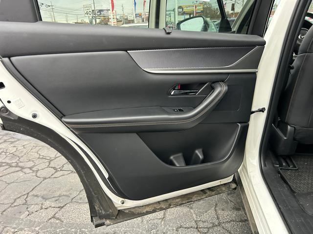 Certified 2025 MAZDA CX-70 Plug-In Hybrid w/ Premium Pkg image 11