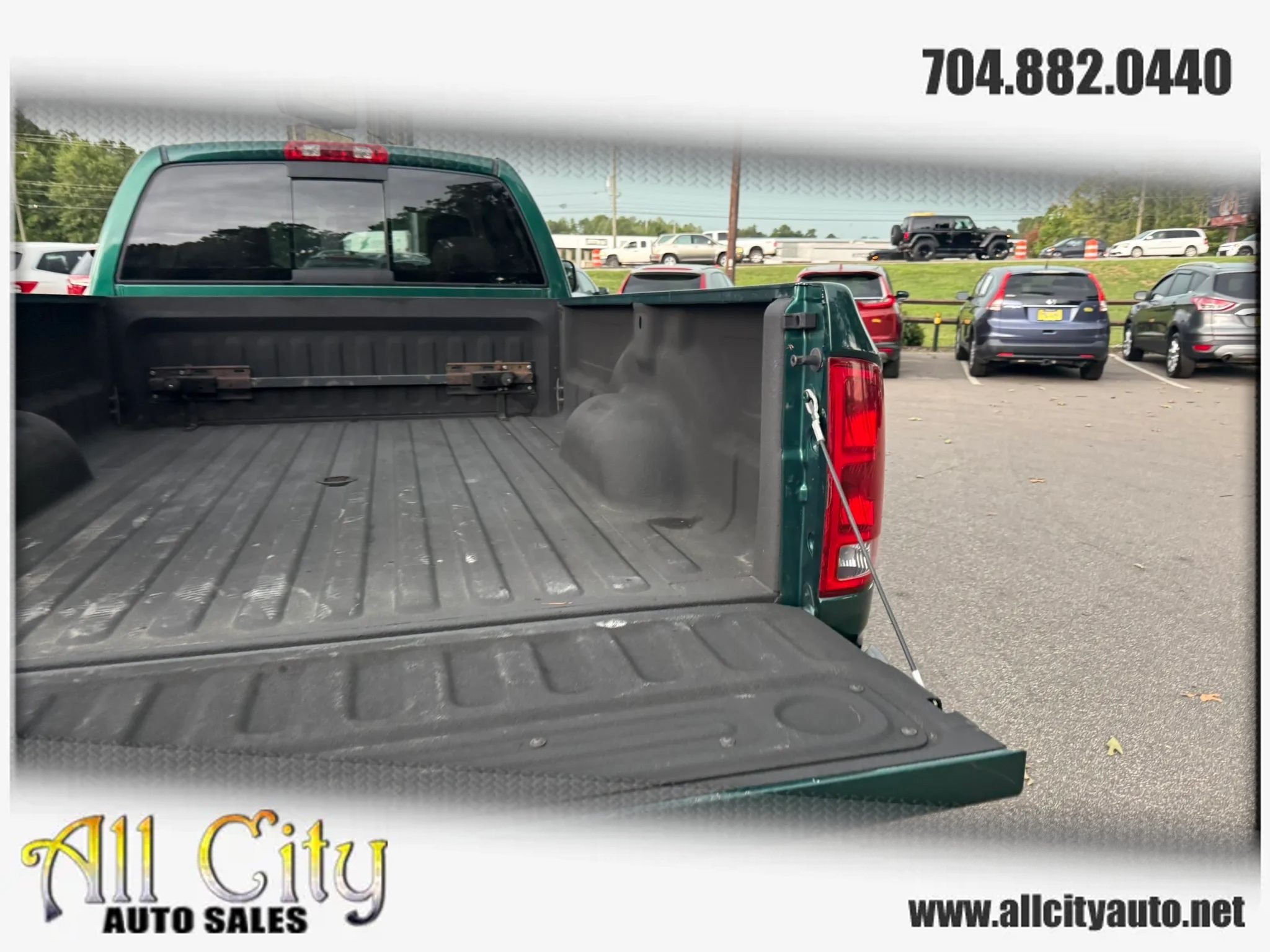 Used 2004 Dodge Ram 3500 Truck SLT w/ Trailer Tow Group RWD image 38