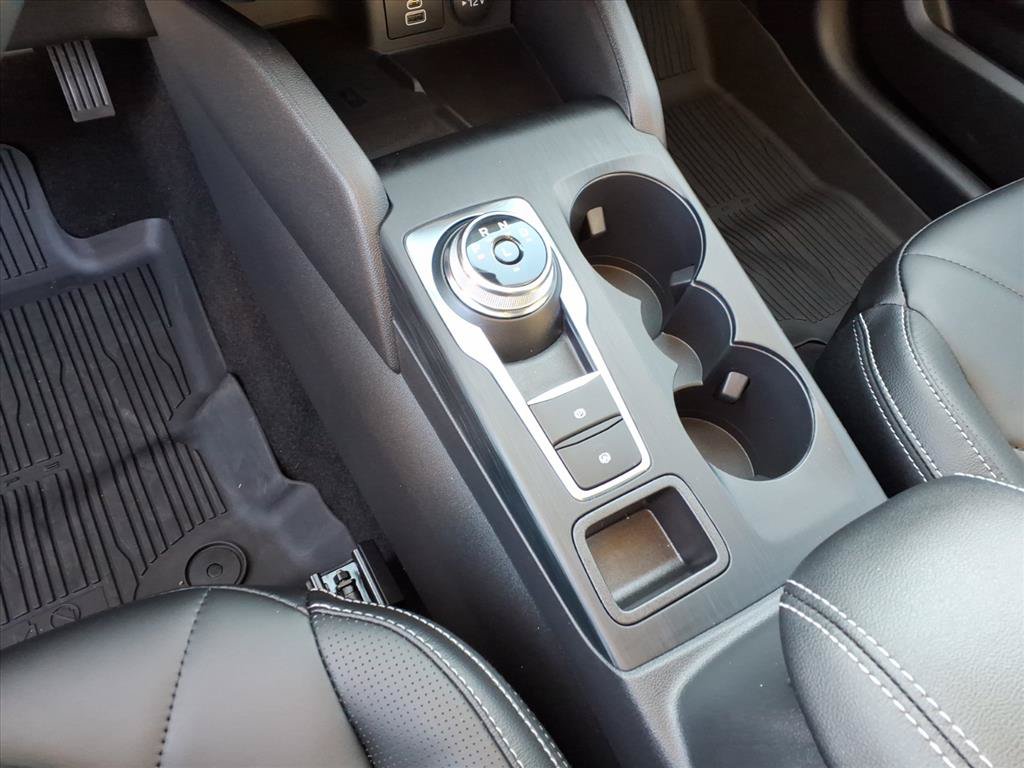 Used 2025 Ford Escape SE w/ PHEV Premium Package FWD image 18