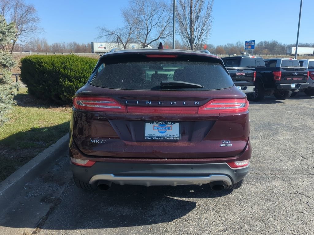 Used 2016 Lincoln MKC Premiere FWD image 4