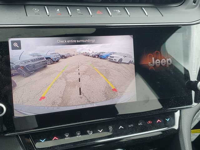 New 2026 Jeep Grand Cherokee Altitude AWD/4WD image 27