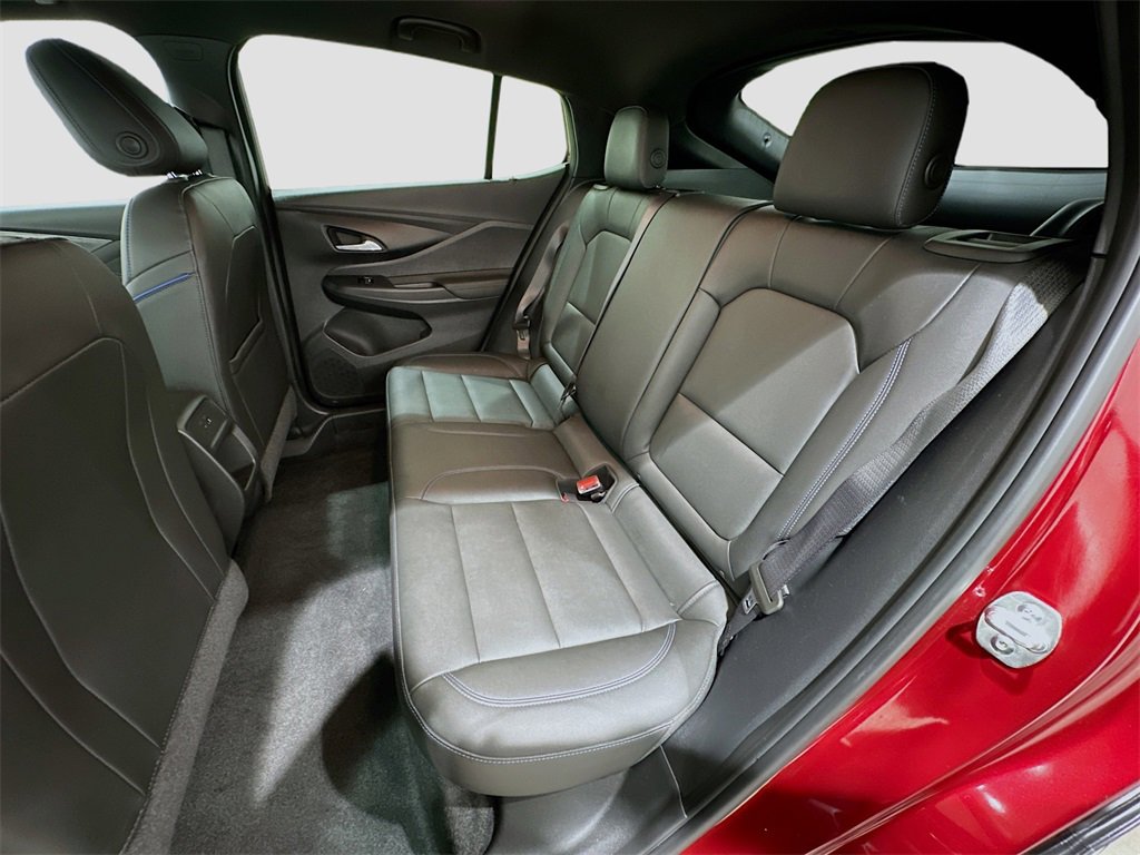 Used 2025 Buick Envista Sport Touring w/ Convenience II Package image 21