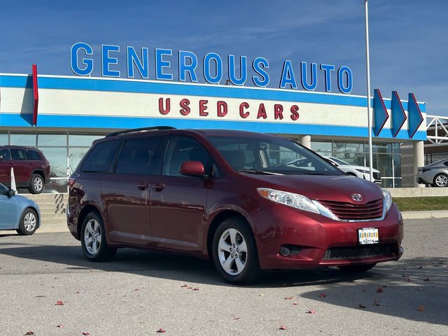 Used 2015 Toyota Sienna LE