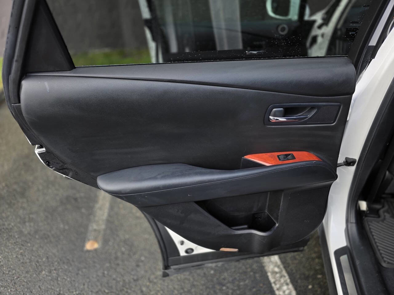 Used 2011 Lexus RX 350 AWD image 32