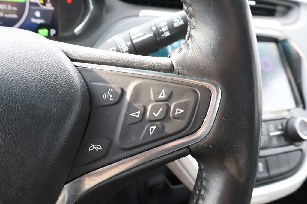 Used 2017 Chevrolet Bolt Premier w/ Driver Confidence II Package FWD image 20