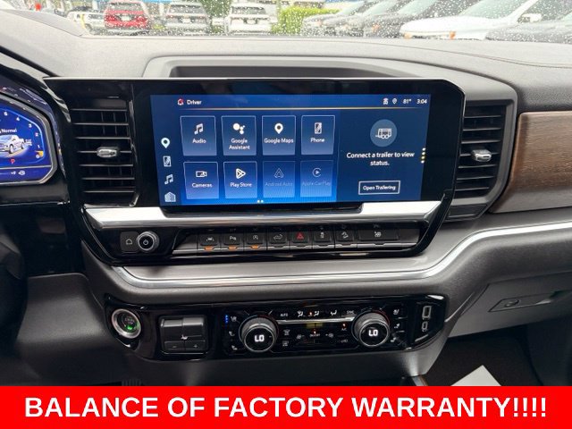 Used 2023 Chevrolet Silverado 1500 High Country w/ Technology Package AWD/4WD image 23