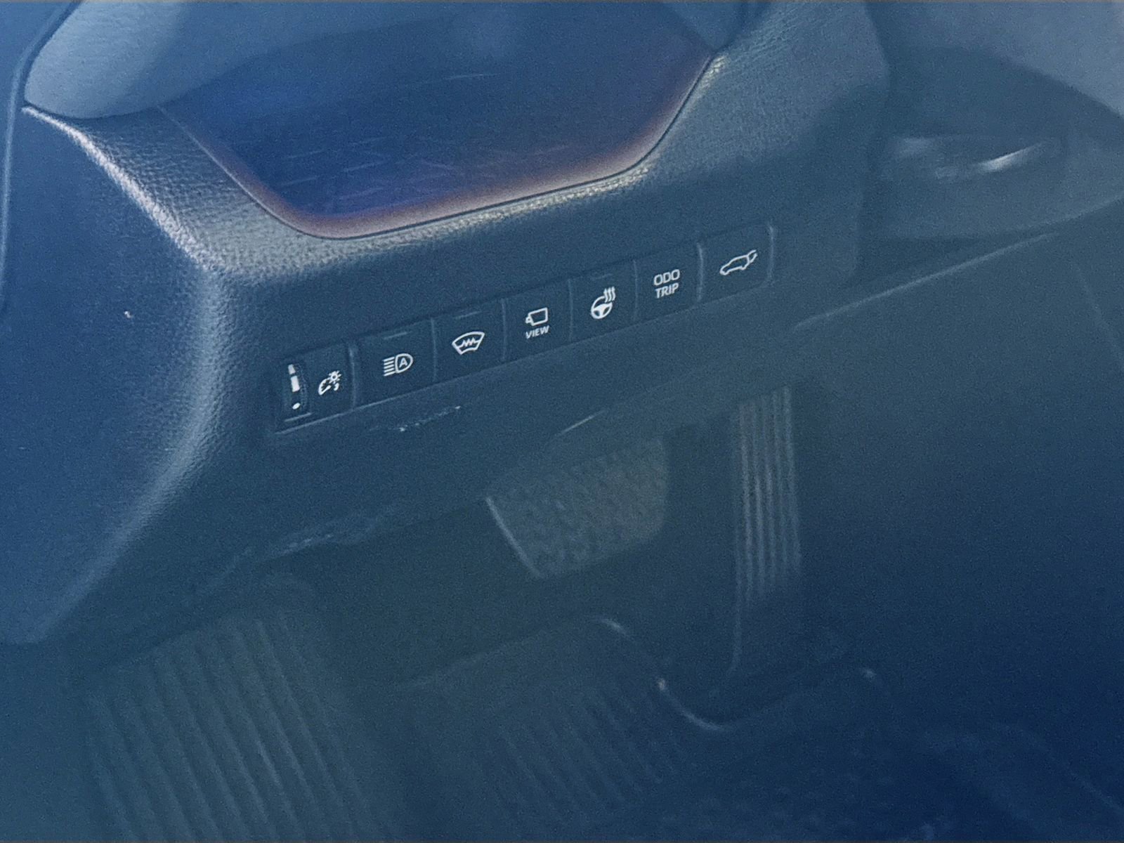 Used 2024 Toyota RAV4 Limited w/ Advanced Technology Package image 7