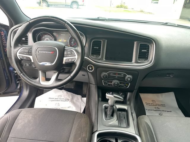 Used 2017 Dodge Charger SXT AWD/4WD image 15