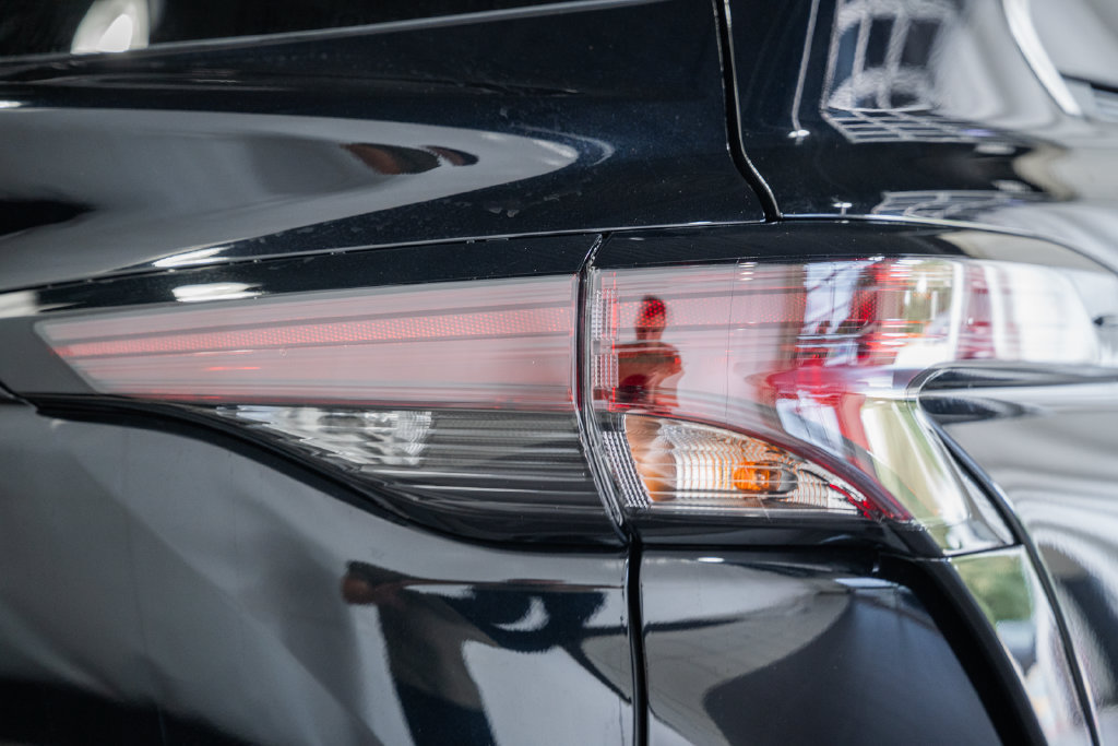 New 2026 Toyota Sienna XLE AWD/4WD image 6