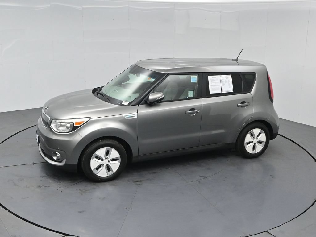 Used 2016 Kia Soul EV + FWD image 39