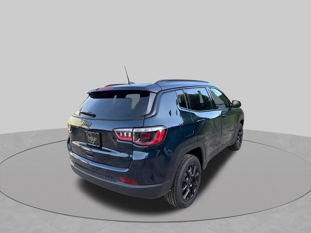 New 2026 Jeep Compass Latitude AWD/4WD image 4