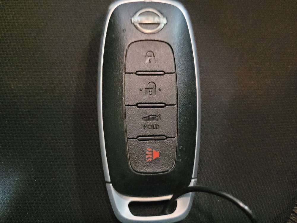 Used 2025 Nissan Sentra SV FWD image 32