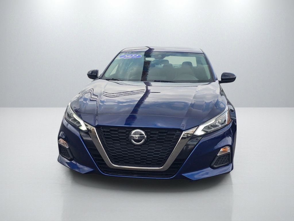 Used 2022 Nissan Altima 2.5 SR image 2