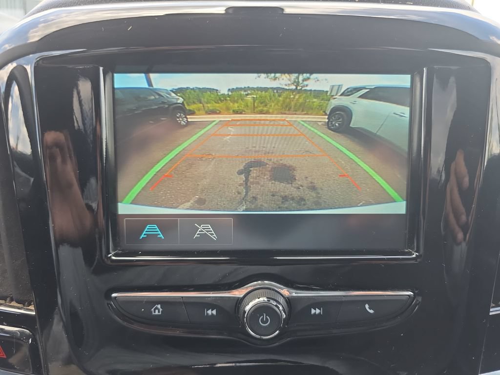 Used 2018 Chevrolet Traverse LS w/ LPO, Floor Liner Package FWD image 9
