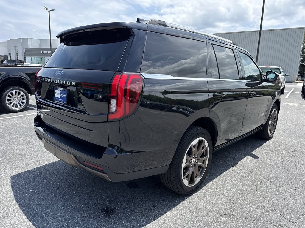 Used 2025 Ford Expedition King Ranch AWD/4WD image 7