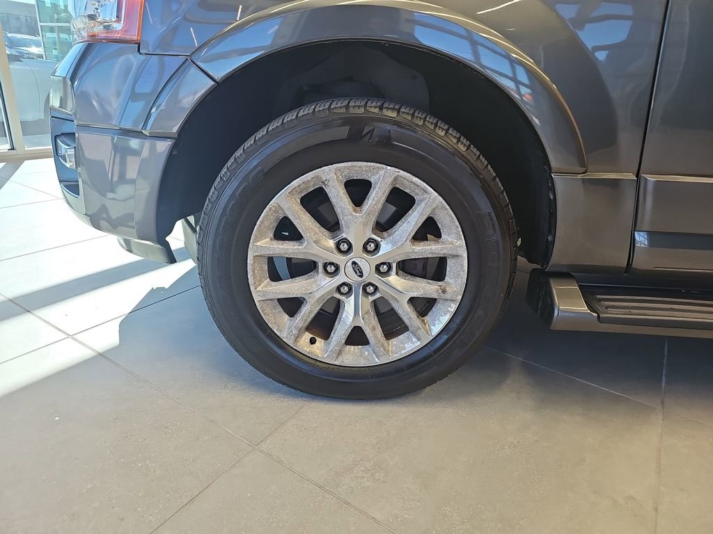 Used 2017 Ford Expedition Limited image 34