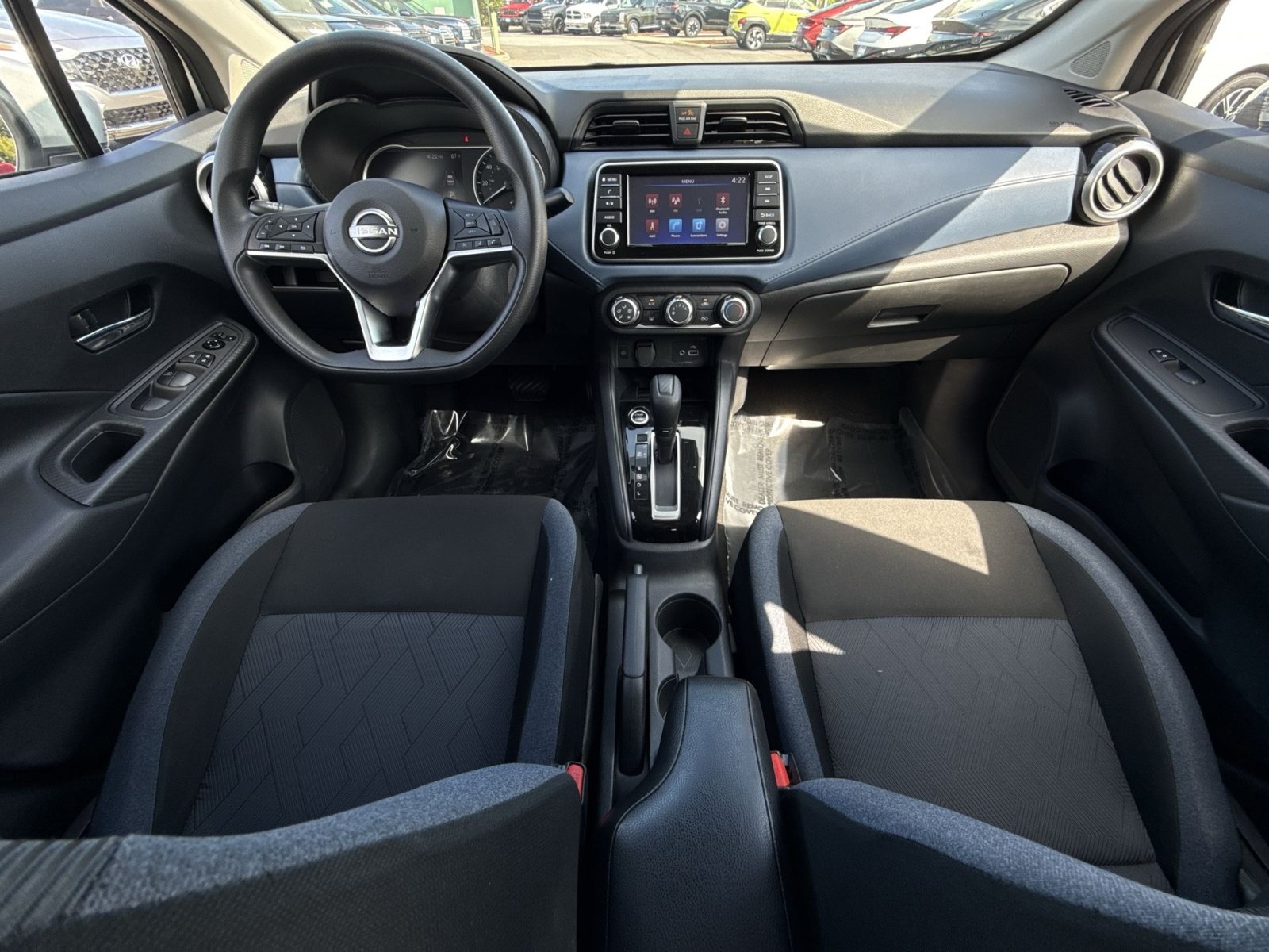 Used 2025 Nissan Versa SV FWD image 25