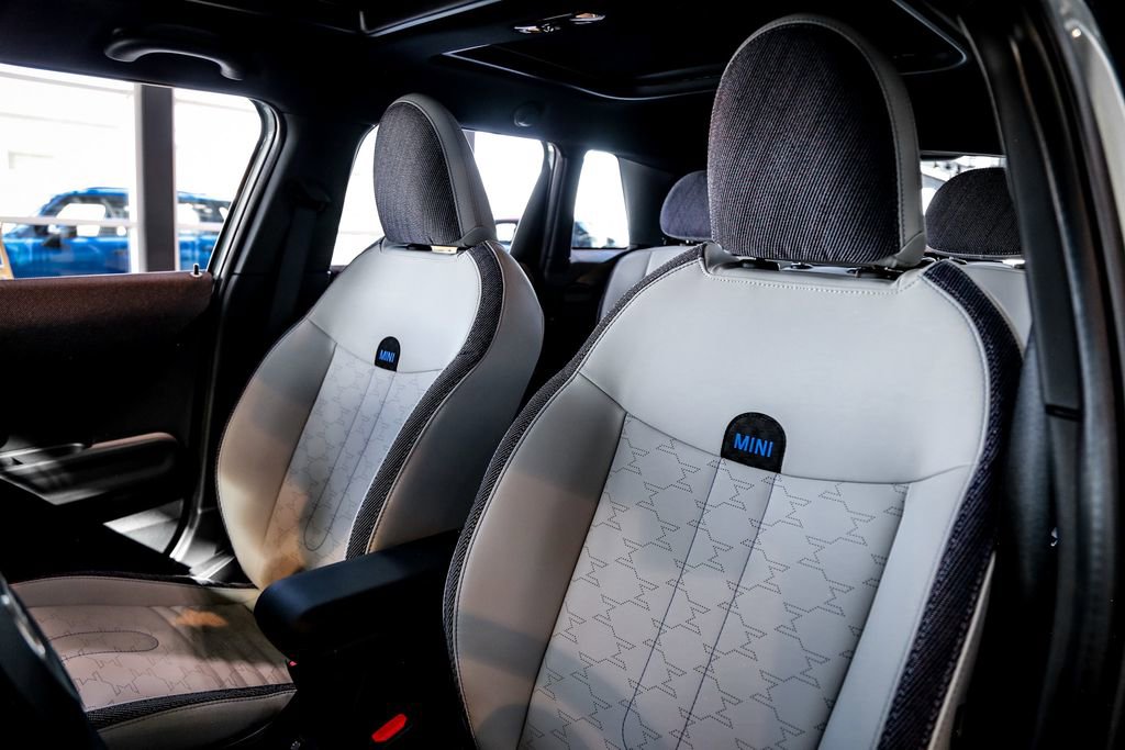 New 2026 MINI Cooper S image 18