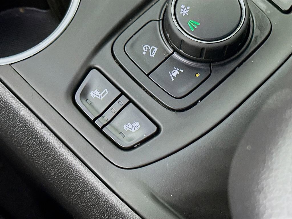 Used 2020 GMC Terrain SLE w/ Driver Convenience Package image 26