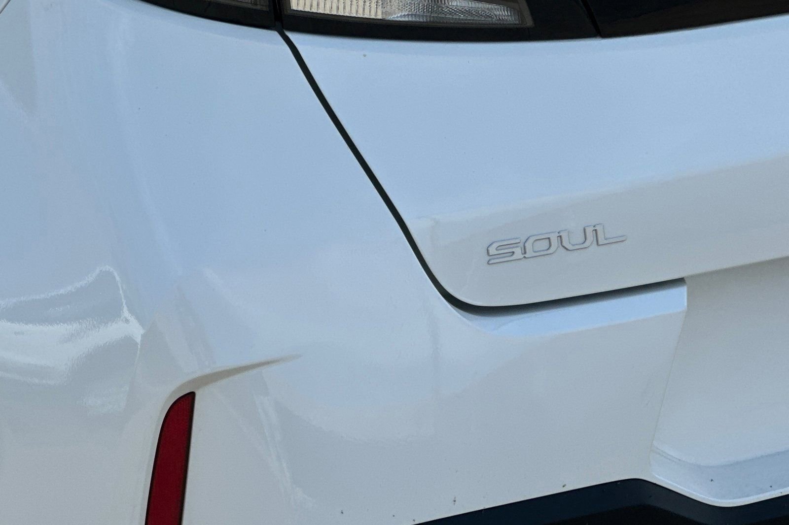 Used 2025 Kia Soul LX w/ LX Technology Package image 26