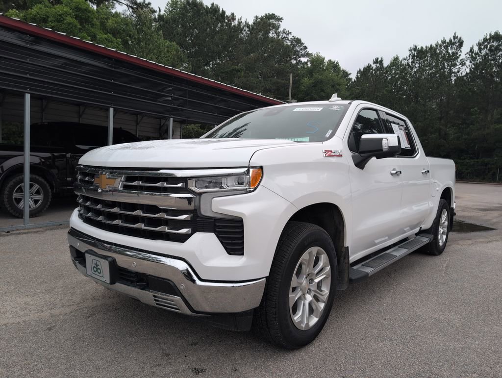 Used 2024 Chevrolet Silverado 1500 LTZ AWD/4WD image 1