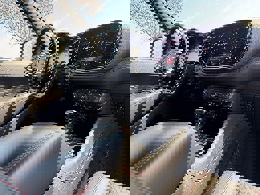 Used 2024 Dodge Durango GT image 14