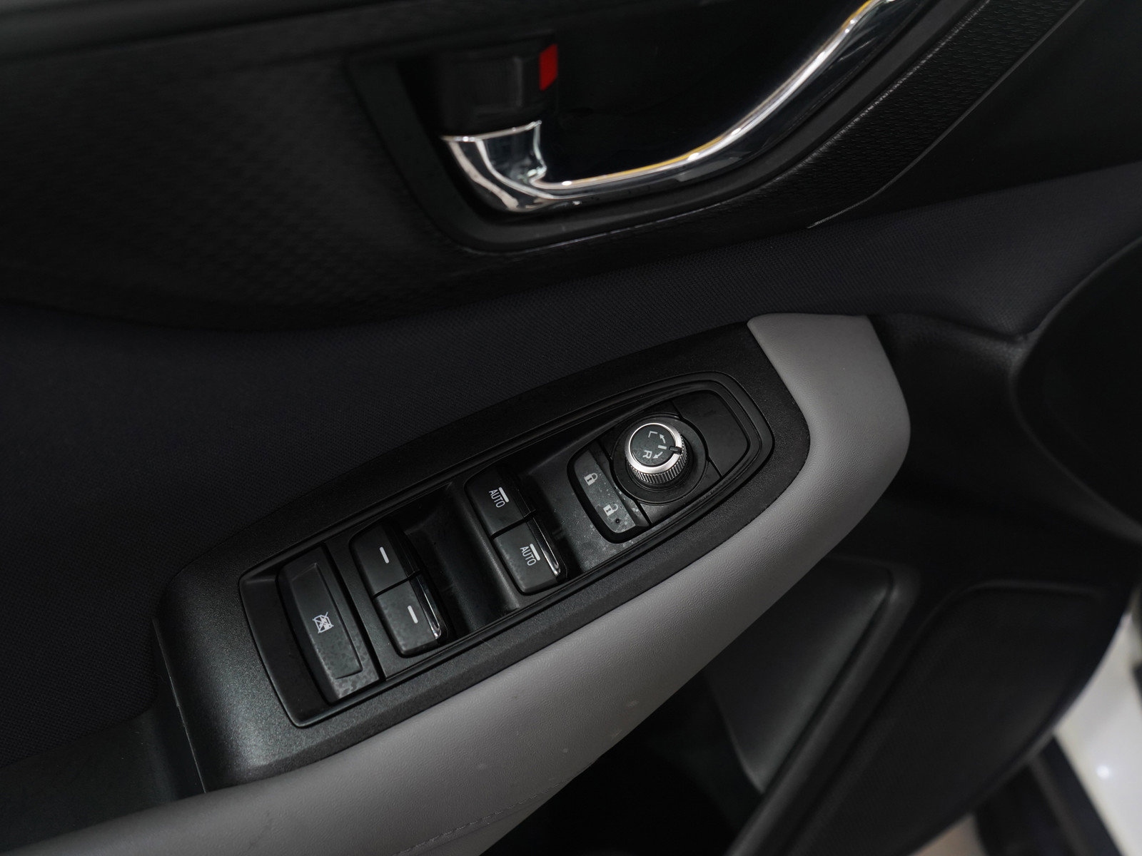 Used 2024 Subaru Outback Premium image 20